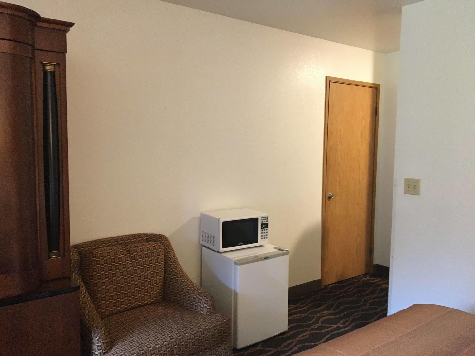 Rodeway Inn Enumclaw Mount Rainier-Crystal Mountain Area Bagian luar foto