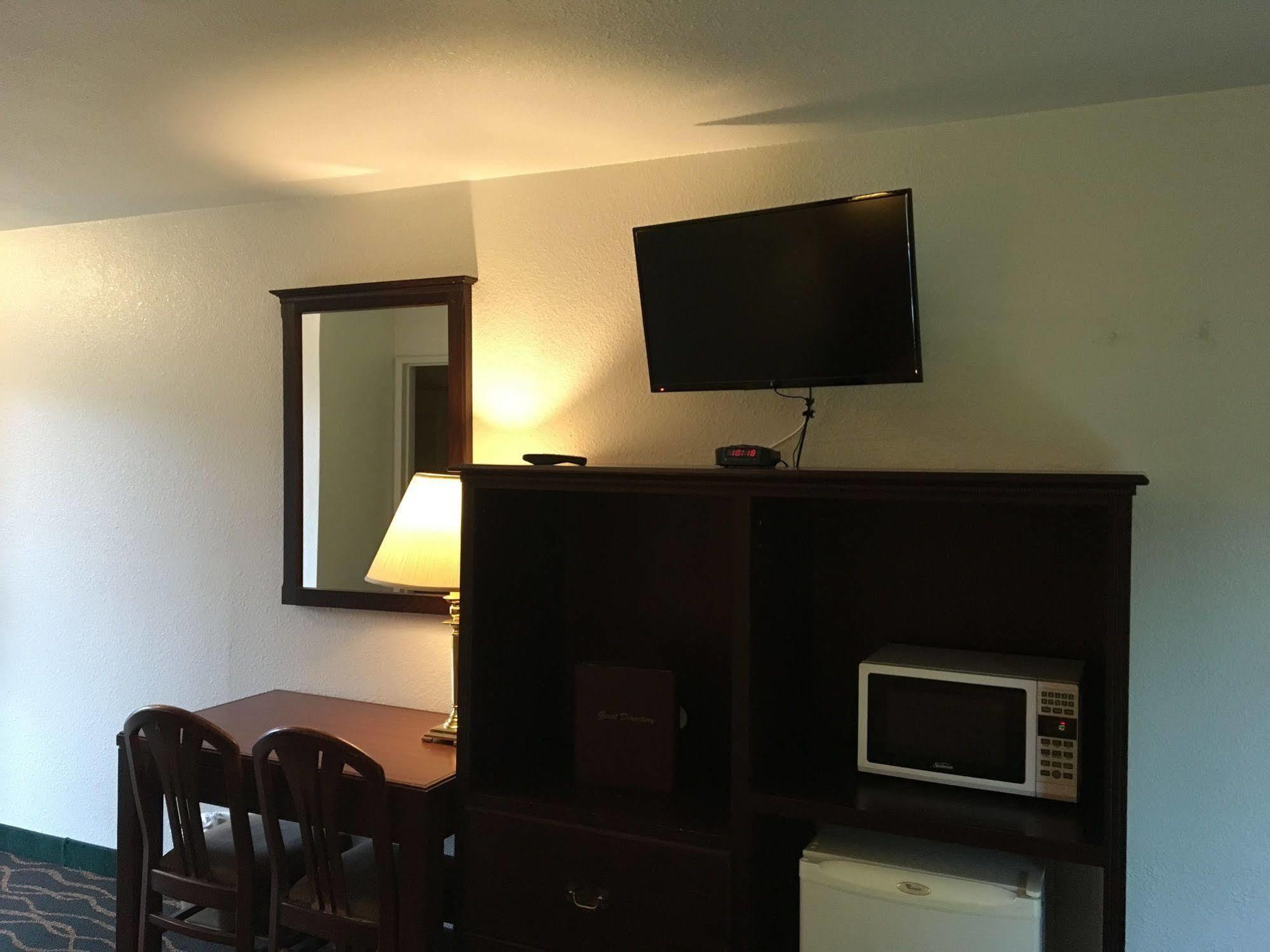 Rodeway Inn Enumclaw Mount Rainier-Crystal Mountain Area Bagian luar foto